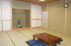 親族控室 翠の間