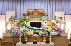 ホール 生花祭壇
